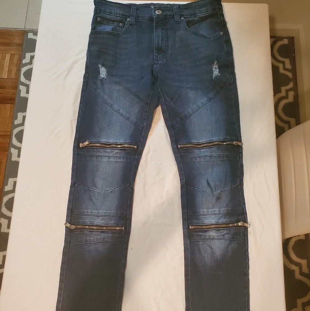 Jean's